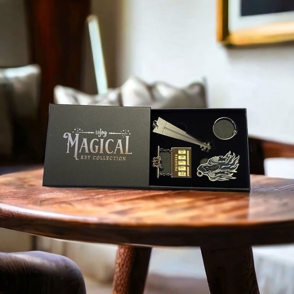 Harry Potter Litjoy Key #18 Wizard Prison - Picture 1 of 5
